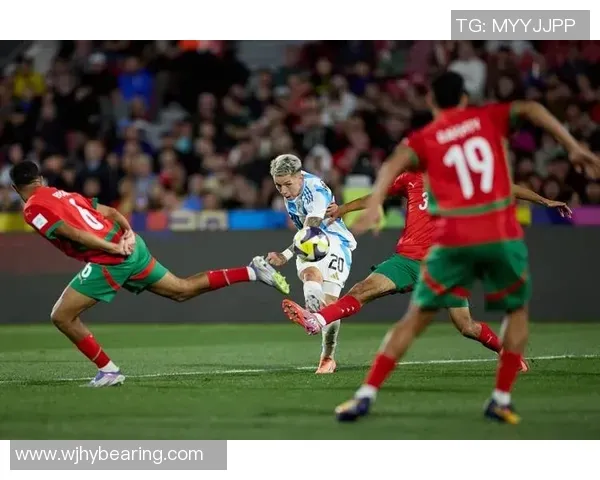 [国内足球]超级杯决赛：上海海港2-3上海申花 集锦